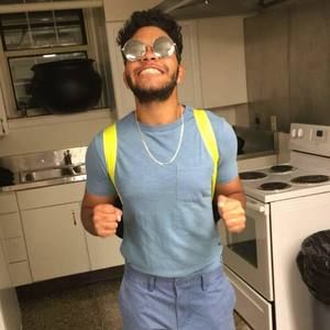 Meet your Posher, Jose